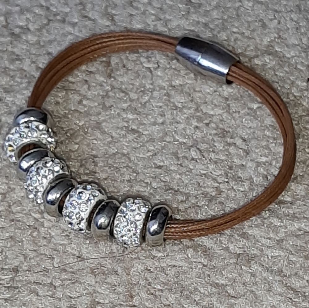 Bracelet - Picture 2 of 3